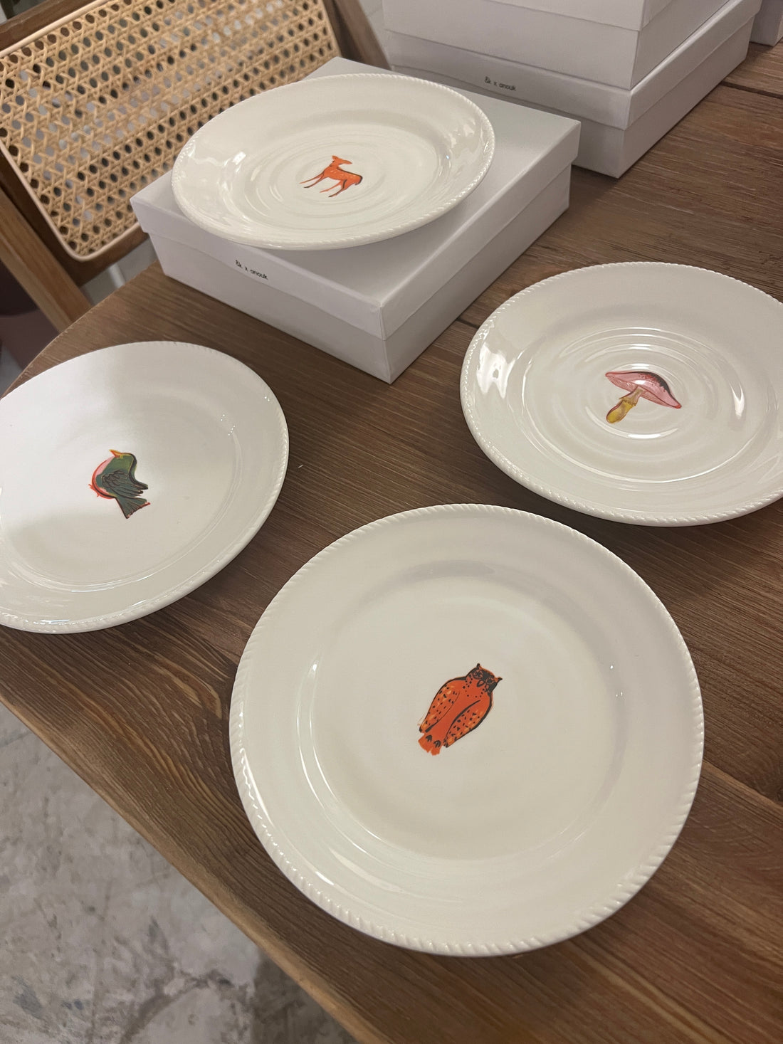 Set cuatro platos pequeños